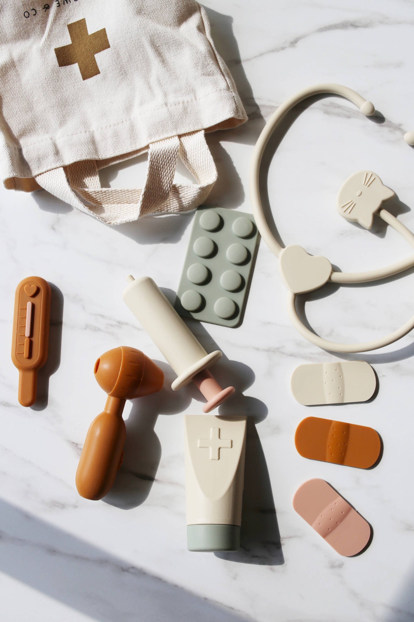 Marlowe & Co - Sand Multi Mix Doctor Kit Playset