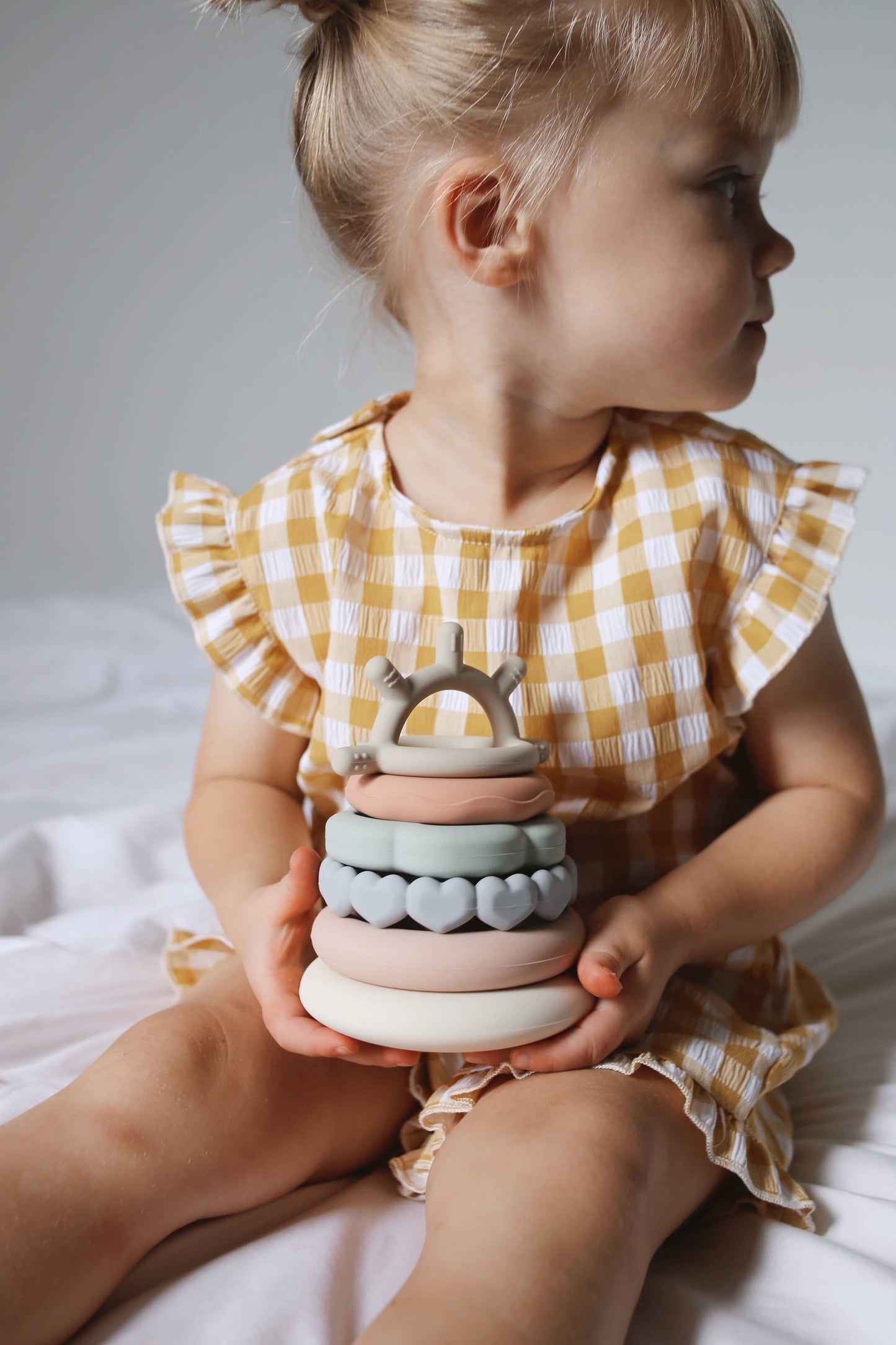 Marlowe & Co - Classic Stacking Teething Ring Toy